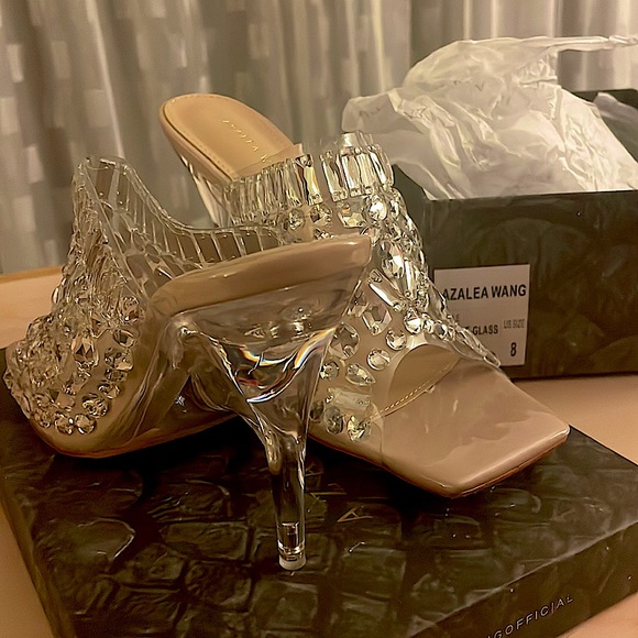 Glass rhinestone nude heels - Picture 1 of 9